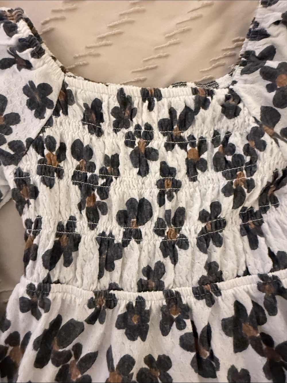 Girls White Floral Smocked Dress with Puff Sleeves - Picture 3 of 6